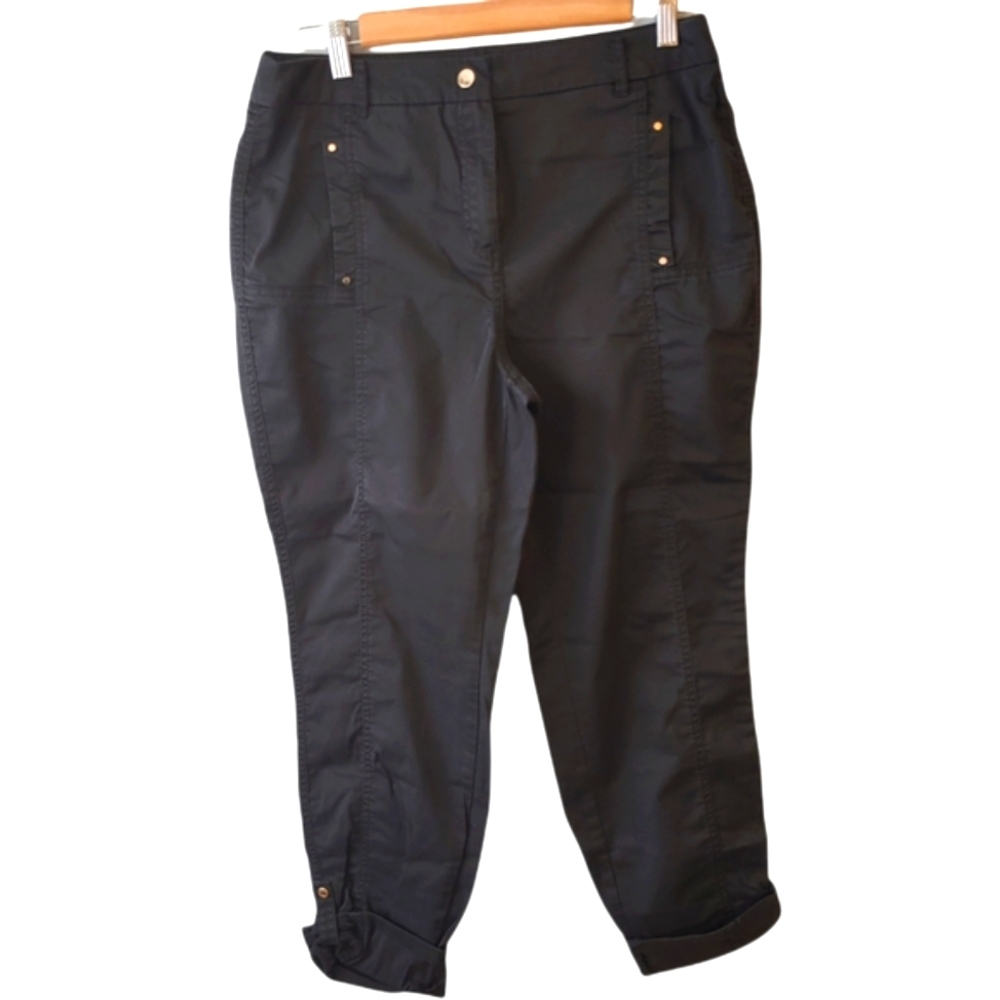 Chico's Comfort Waist Luxe Utility Slim Ankle Black Pants Size 1 Chico's (8/M)